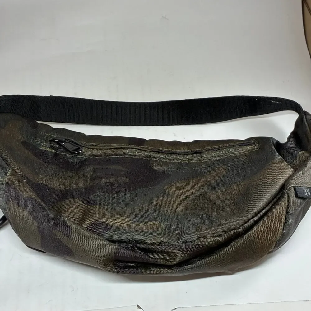 American Eagle Camo Fanny Pack One Size Green Woodland Lumbar Pack